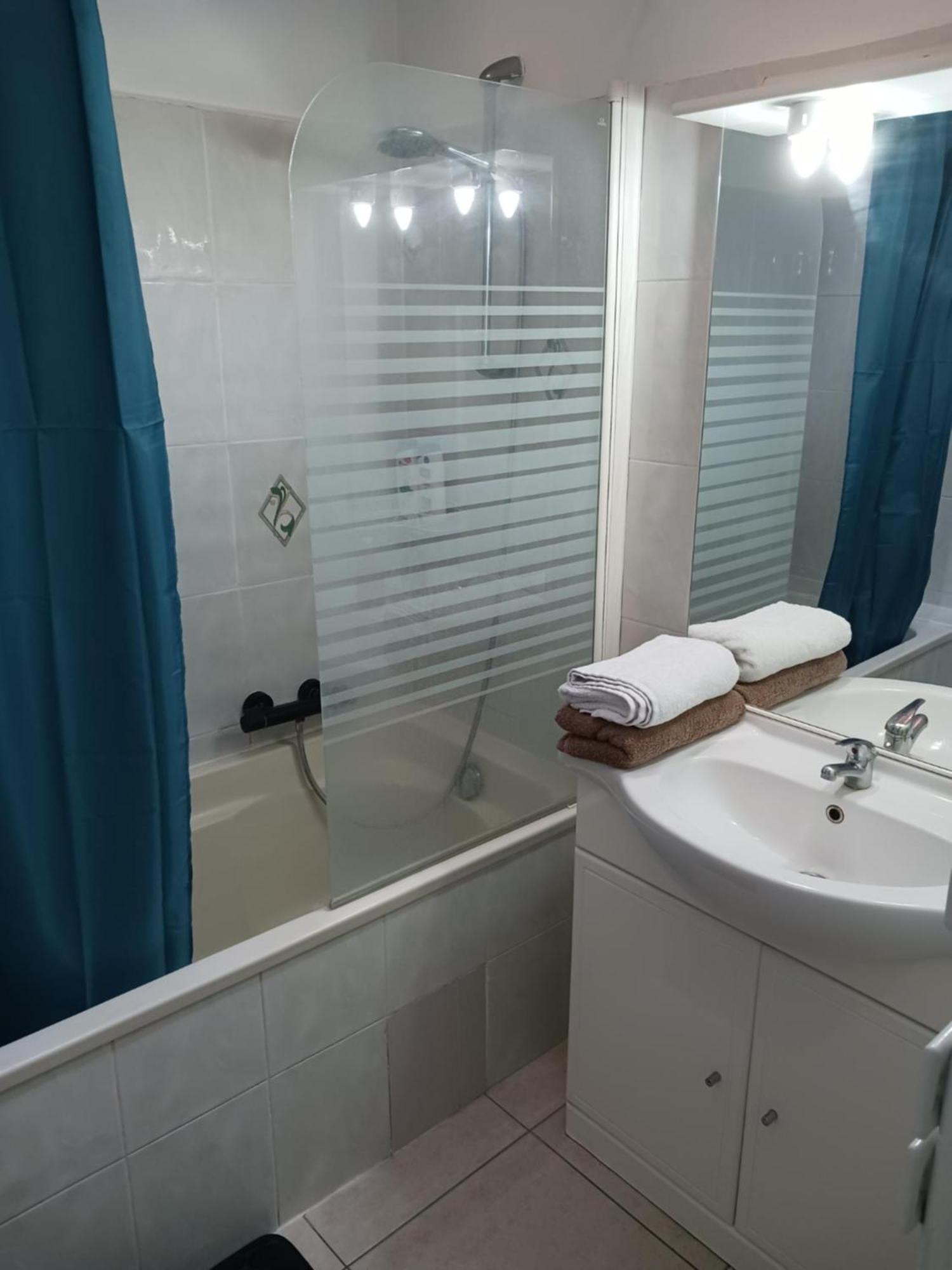 페르피냥 Chambre Privee Climatisee Chez Particulier, Wifi 아파트 외부 사진
