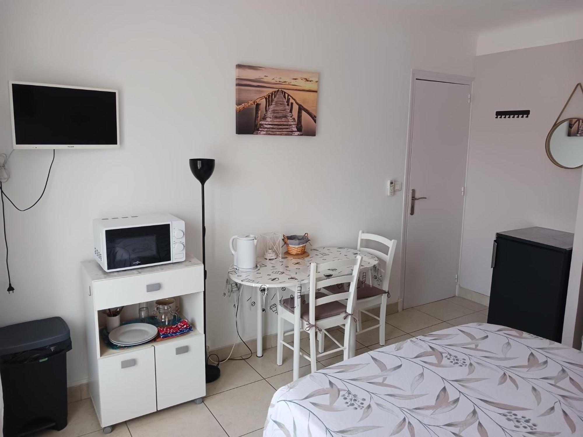 페르피냥 Chambre Privee Climatisee Chez Particulier, Wifi 아파트 외부 사진